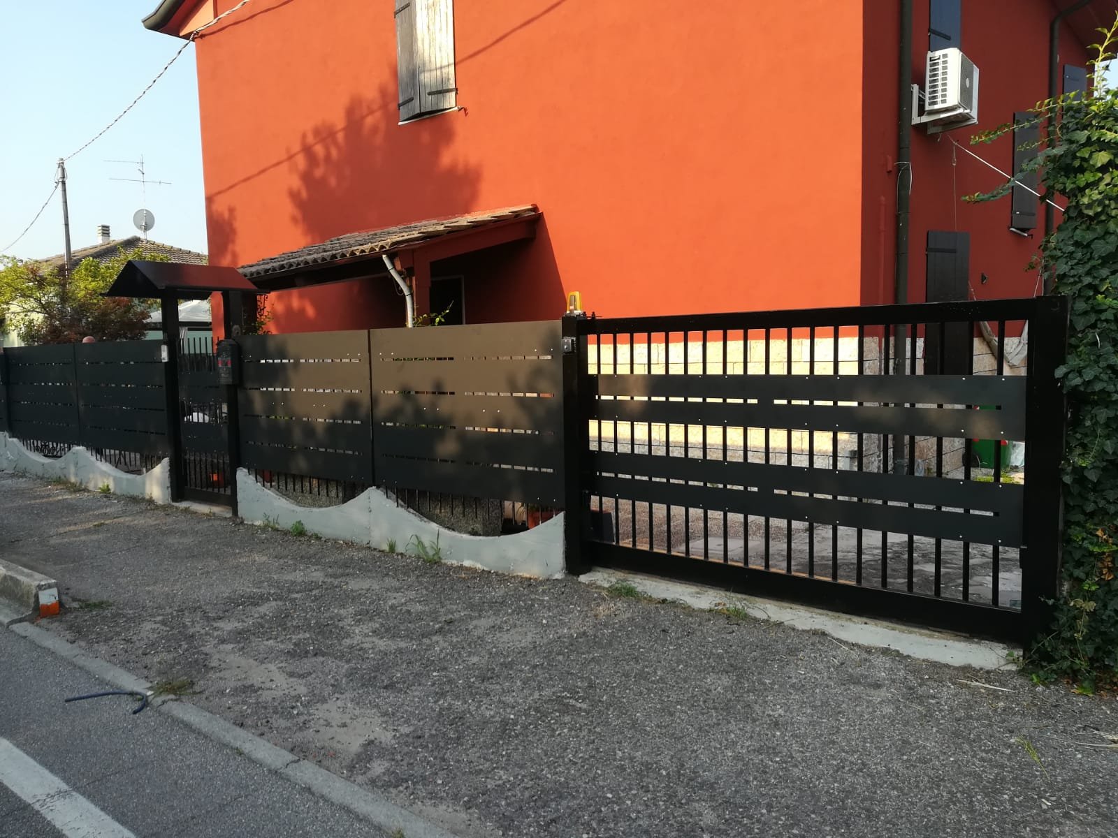 Cantiere Povegliano <br/> Recinzione modello mare