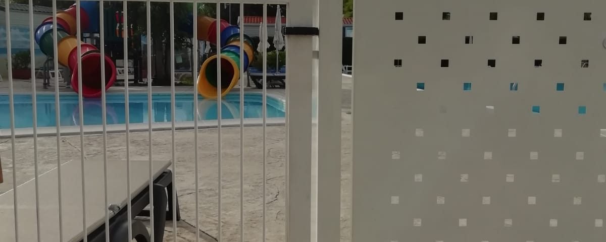 cmc recinzioni-cantiere peschiera del garda-Recinzione modello foro quadrato