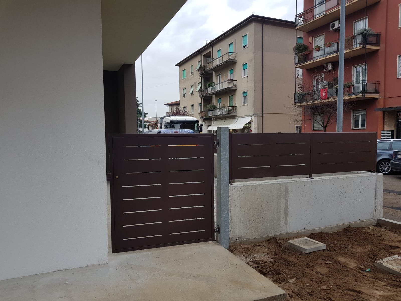 Cantiere Verona (Borgo Roma) <br/> Recinzione modello Mare