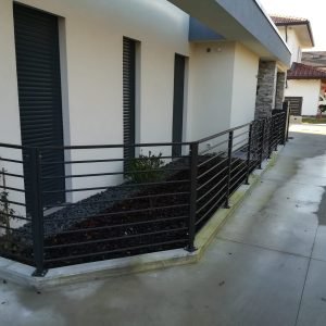 cmc recinzioni-cantiere vicenza-Recinzione modello village