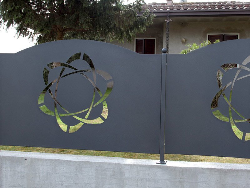 RECINZIONE A PANNELLO <br/> MODELLO COSMO