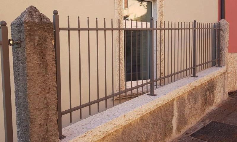 cmc parapetti-cantiere bosco chiesanuova (VR)-parapetto modello liscia