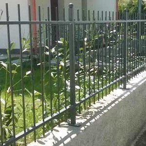 cmc parapetti-cantiere Lanzo D'Intelvi (CO)-parapetto modello sabry