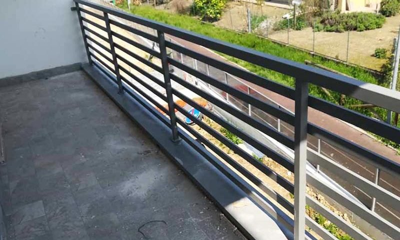 cmc parapetti-cantiere padova-parapetto modello personalizzato