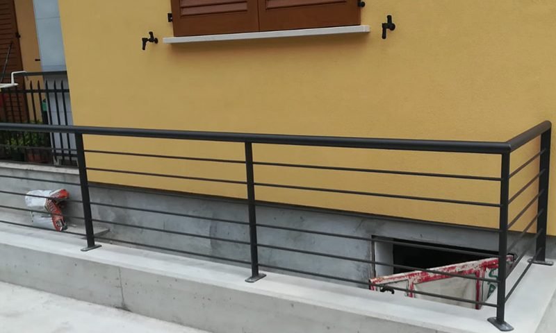 cmc parapetti-cantiere seriate-parapetto modello village