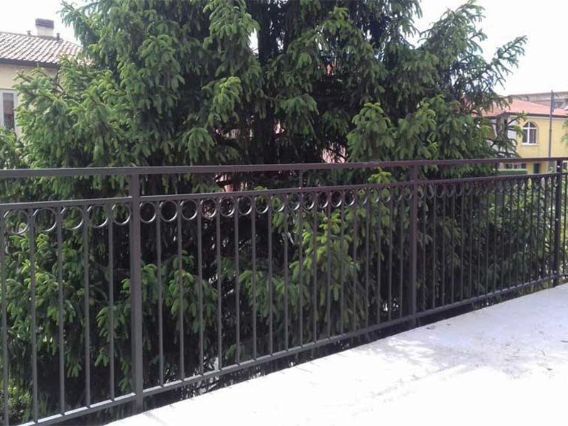 cmc parapetti-cantiere vallese oppeano-parapetto modello cerchio in quadro