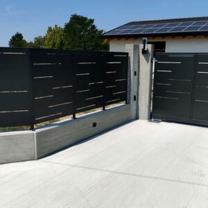 recinzione in LAMIERA nostro modello FESSURE ALTERNATE