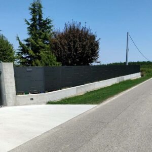 Fornitura di nostra produzione di recinzione in LAMIERA